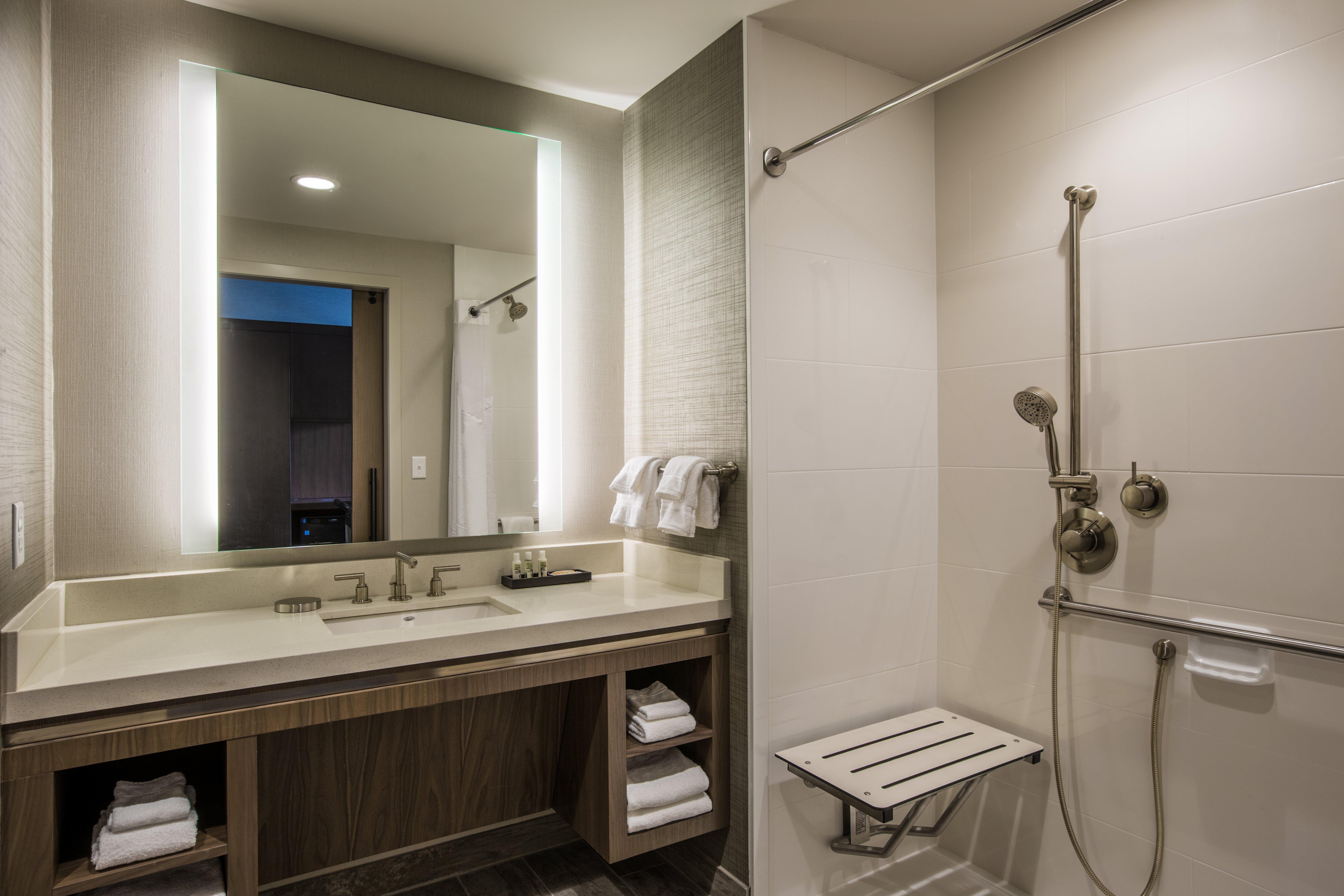 Holiday Inn Portland West - Hillsboro By Ihg Exterior photo